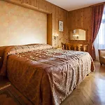 Hotel Corona 3* Cortina dʼAmpezzo