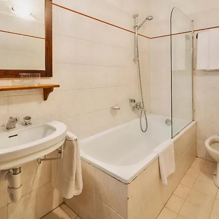 Hotel Corona Hotel 3*