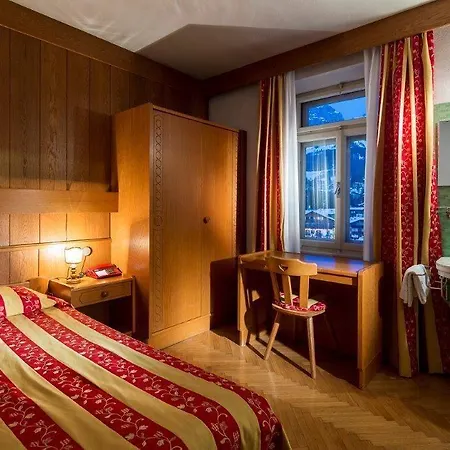 Hotel Hotel Corona Cortina dʼAmpezzo