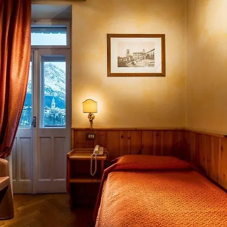Hotel Hotel Corona