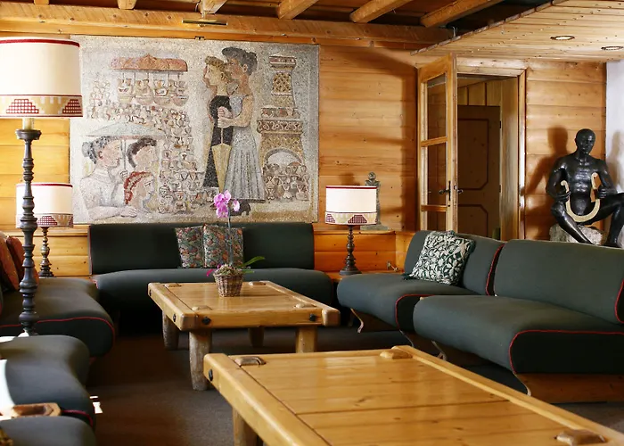 Hotel Corona Ξενοδοχείο 3*