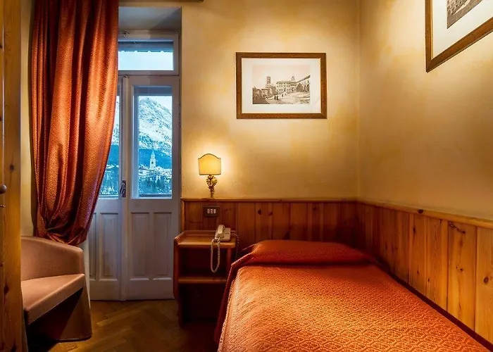 Ξενοδοχείο Hotel Corona