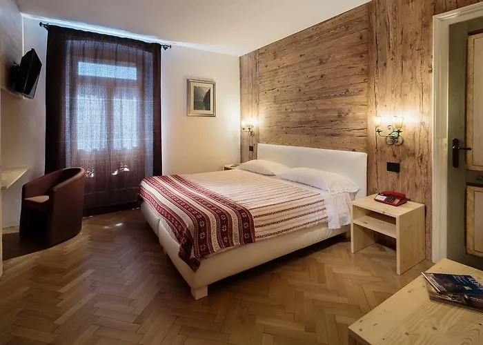 Ξενοδοχείο Hotel Corona Κορτίνα Ντ' Αμπέτσο
