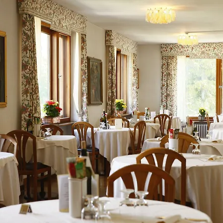 Hotel Corona Hotel 3*