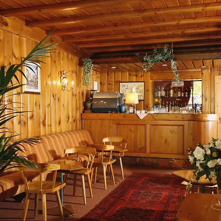 Hotel Corona Hotel