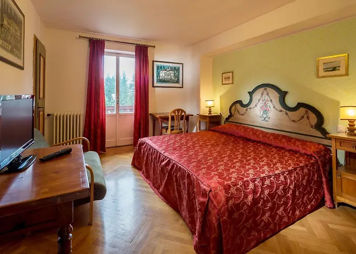 Hotel Corona 3*