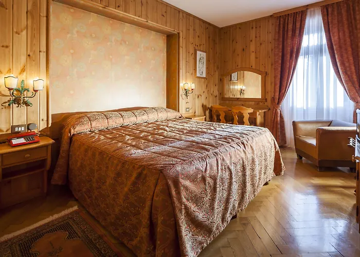 Hotel Corona 3* Cortina dʼAmpezzo